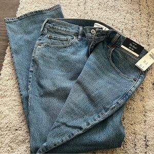 NWT Abercrombie Curve Love The Boot Low Rise